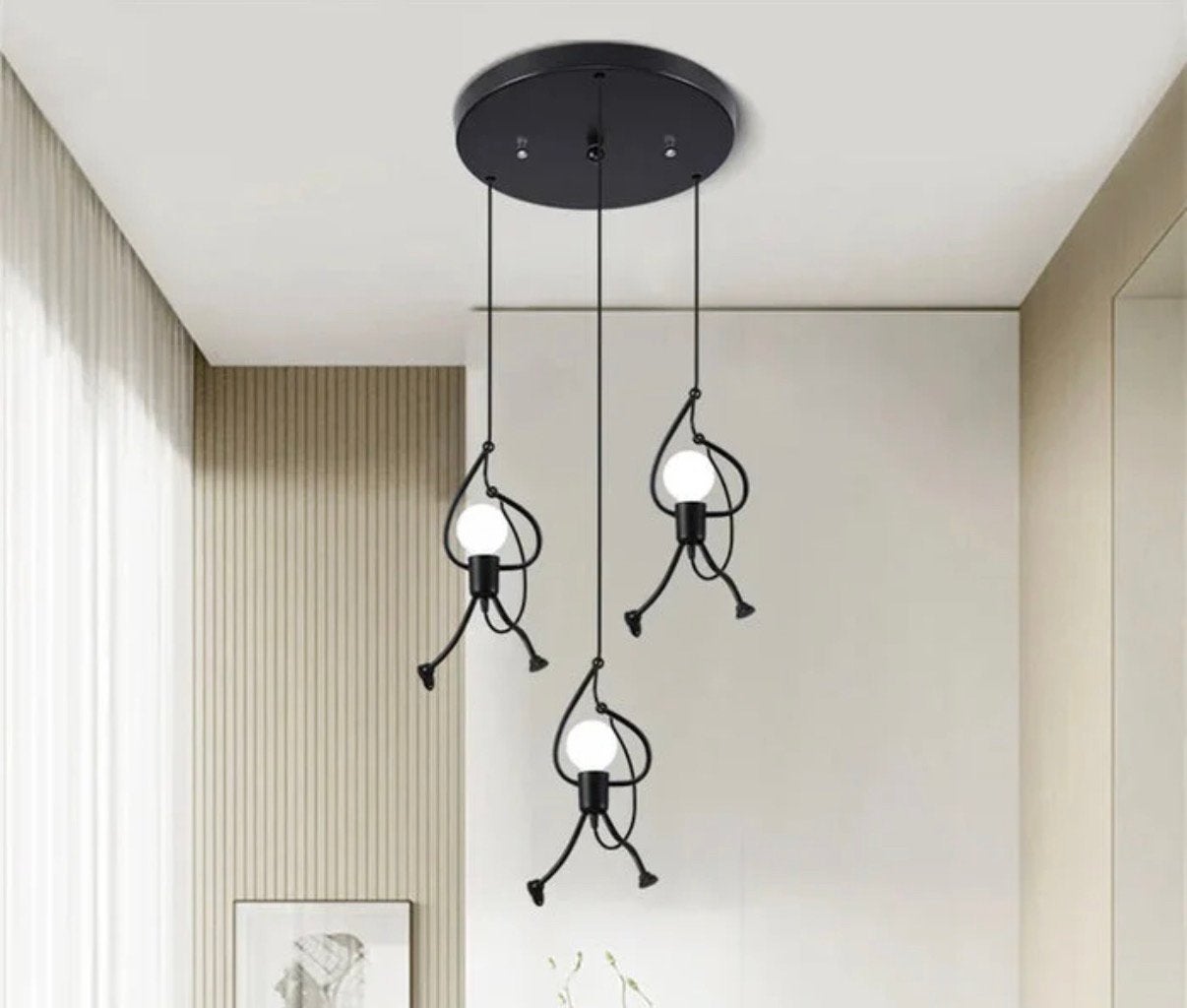 Plafond lamp met 3 klimmende poppetjes, Ophalen, Zo goed als nieuw