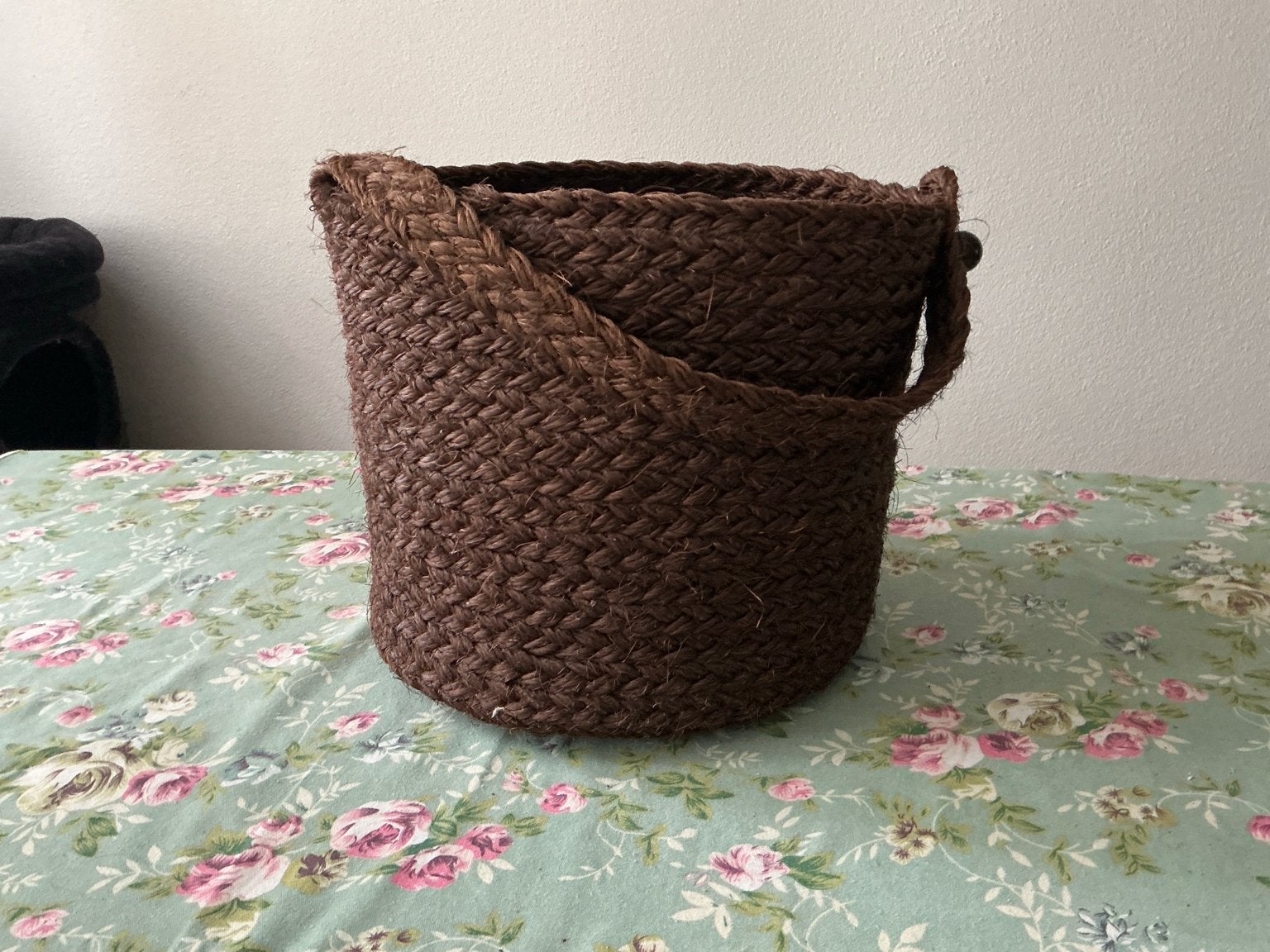 Vintage gevlochten breimand – mooie mand met verhaal, Huis en Inrichting, Ophalen, Gebruikt, Gevlochten, Mand