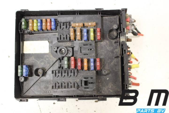 Zekeringkast in motorruimte VW Golf 6 1K0937125C, Auto-onderdelen, Gebruikt