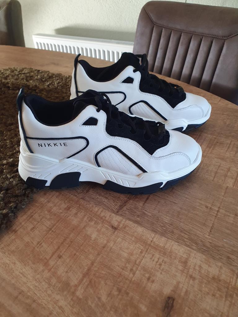 Nikkie sneakers maat 40 nieuw, Wit, Nieuw, Ophalen of Verzenden, Sneakers of Gympen
