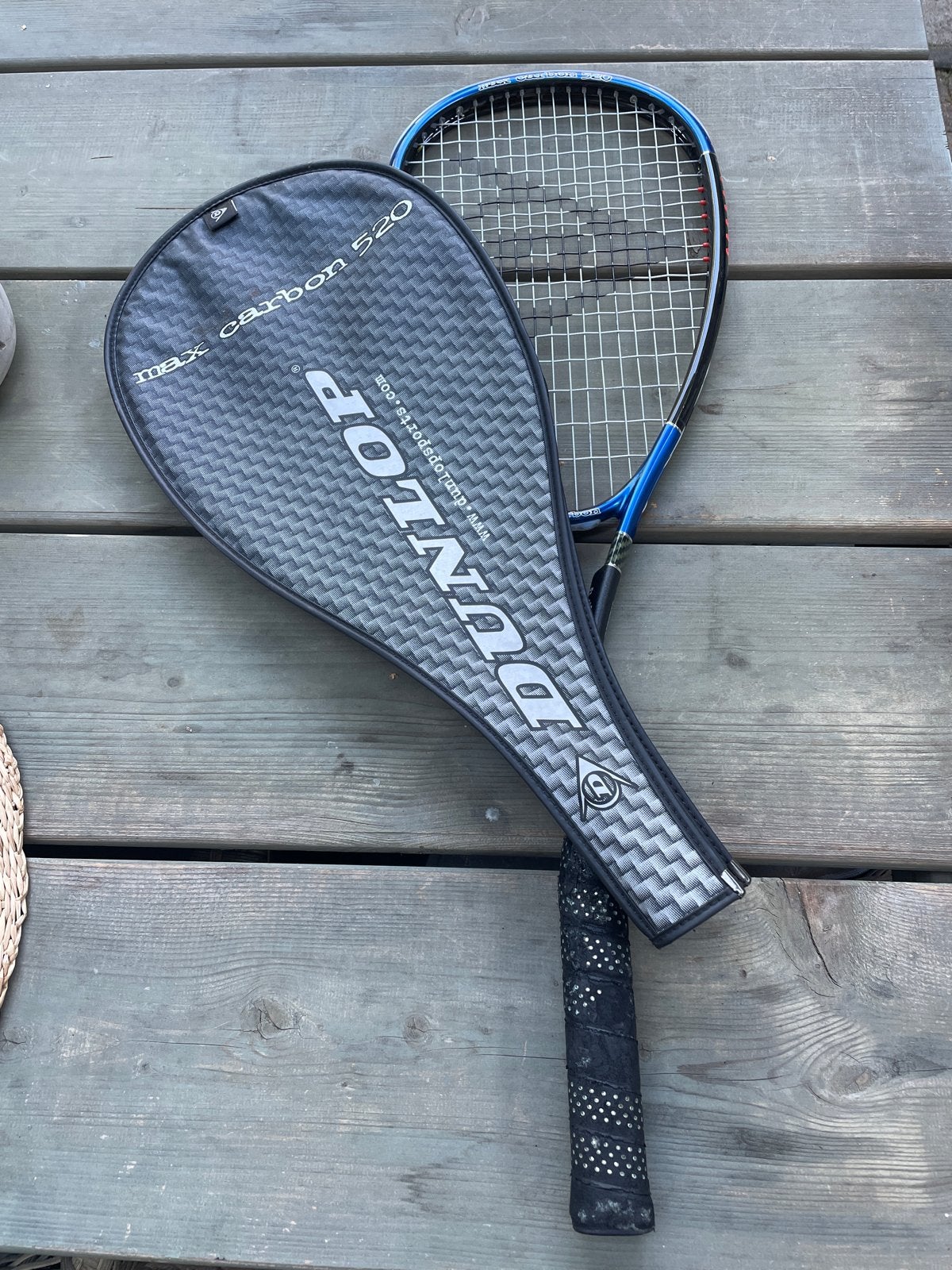 Dunlop Max Carbon 520 Squash Racket met Hoes, Sport en Fitness, Tennis, Ophalen, Gebruikt, Racket, Dunlop