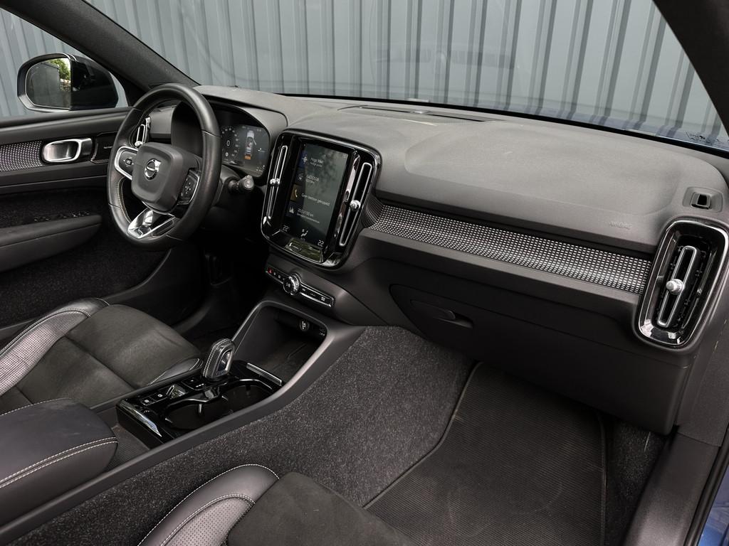 Volvo XC40 1.5 T5 262 pk Recharge R-Design Panoramadak, Came, Auto's, Volvo, Gebruikt, Zwart, Blauw, Leder en Stof