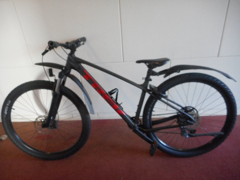 Trek Marlin 5 Gen3 Maat M 9 Versnellingen, Hardtail, Zo goed als nieuw, Schijfrem, Trek