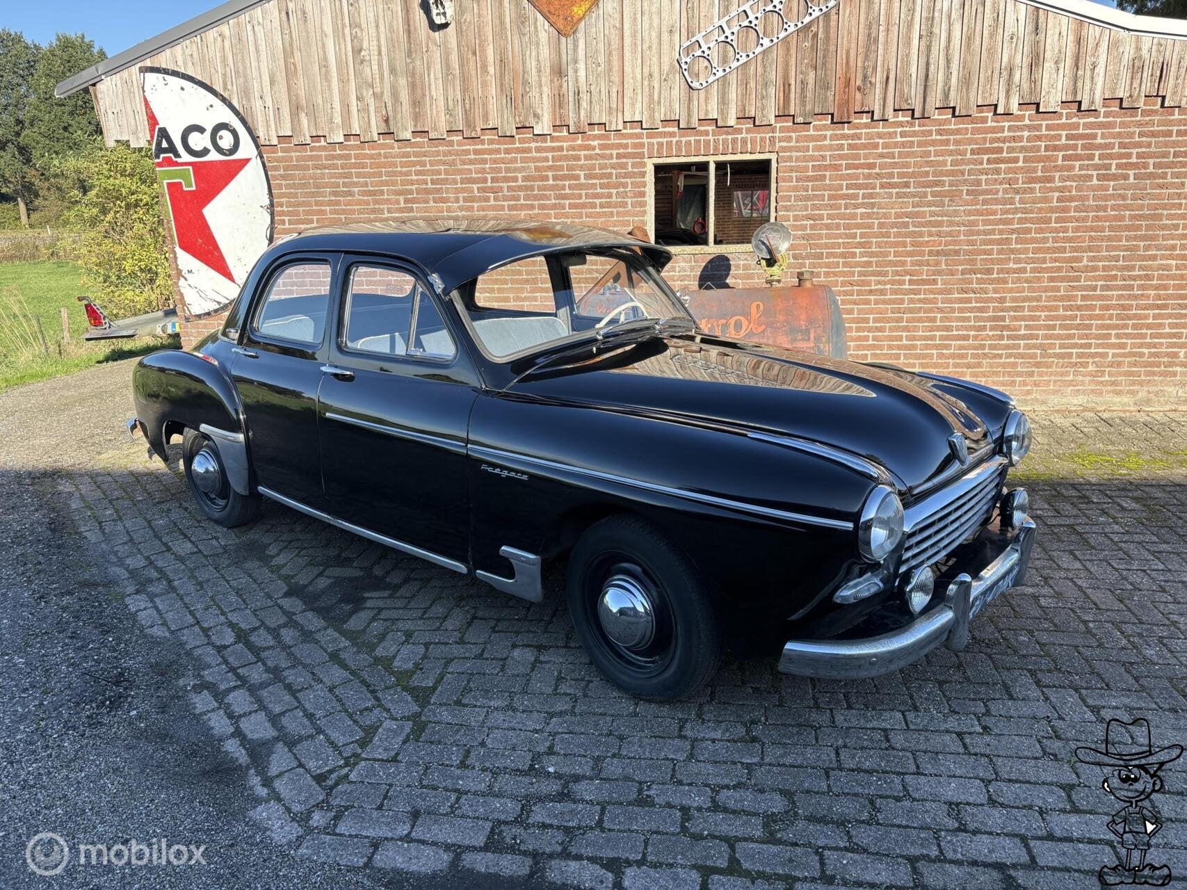 Renault Fregate Sedan zeldzaam, Auto's, 13 km/l, Renault, Zwart, Bedrijf