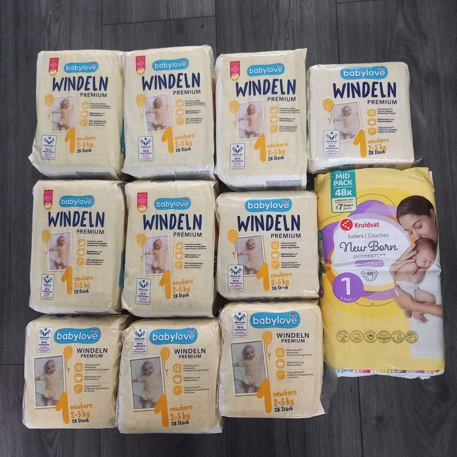 Grote partij babylove en Kruidvat newborn luiers (maat 1), Ophalen, Nieuw