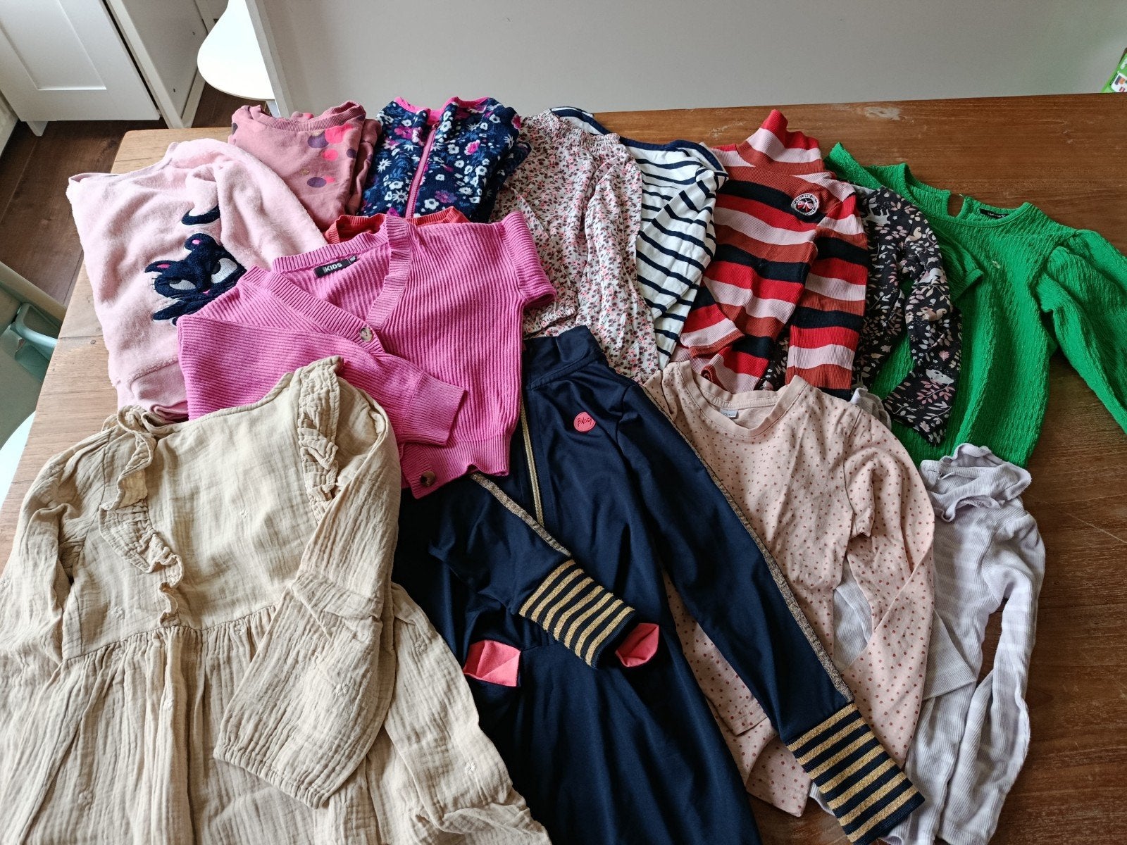Grote kledingbundel voor meisjes -  draagmaat 122, Ophalen of Verzenden, Gebruikt, Diverse merken, Meisje