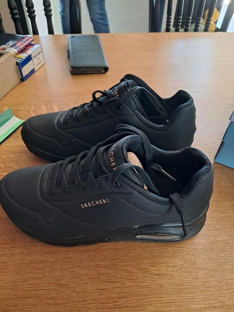 Skeelers dames schoenen, Ophalen of Verzenden, Zo goed als nieuw, Zwart, Sneakers of Gympen