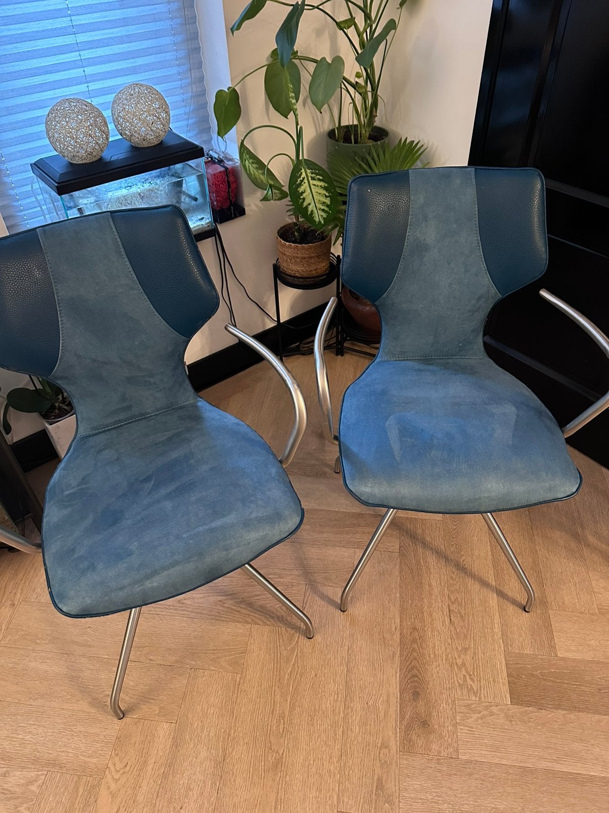 2 blauw stolen merk xoooc te koop, Huis en Inrichting, Stoelen, Ophalen, Gebruikt, Twee, Blauw