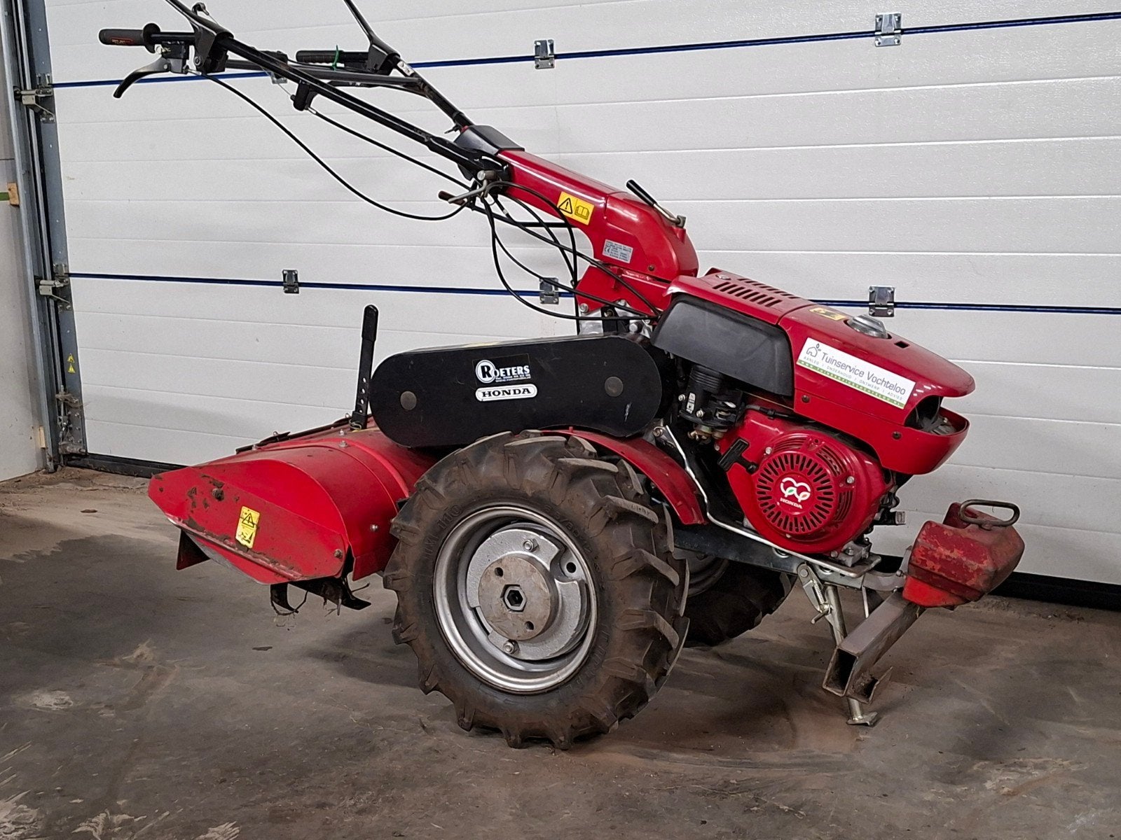 verhuur Honda F810 tuinfrees