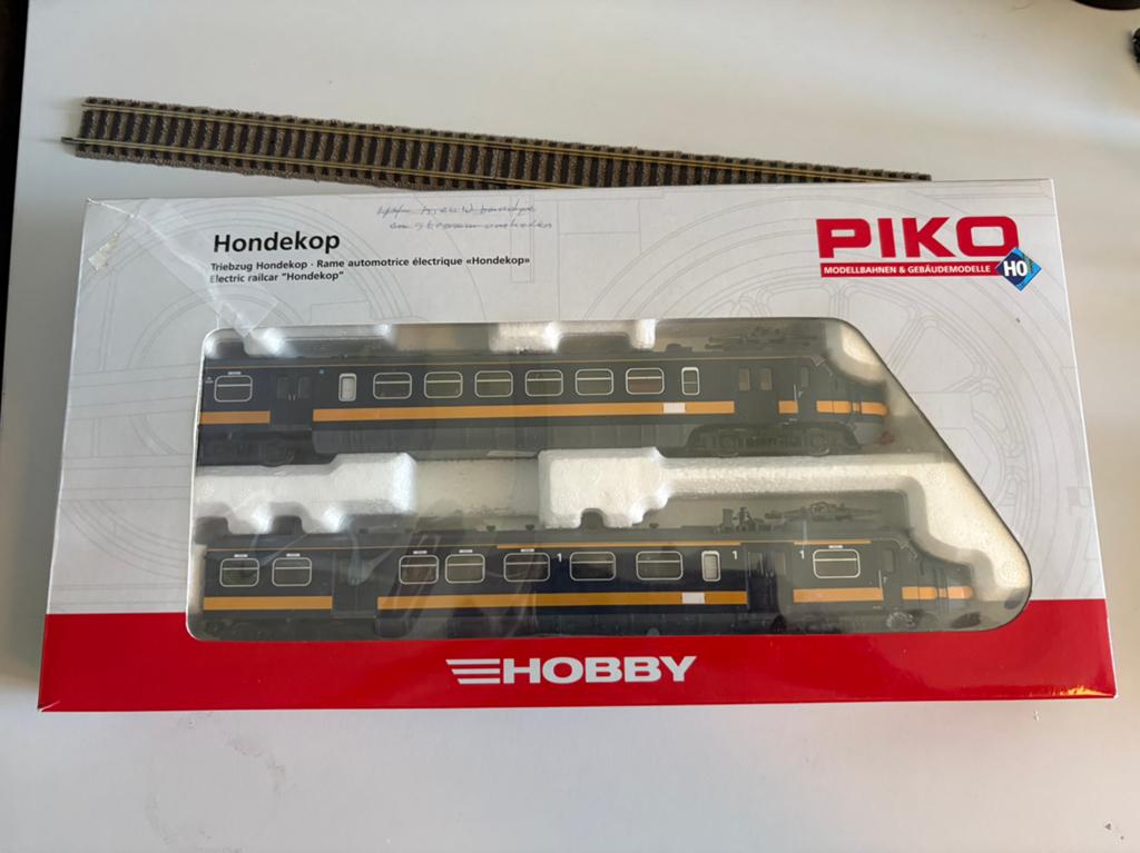 Piko NS Hondekop Mat’57, Hobby en Vrije tijd, Modeltreinen | H0, Gelijkstroom, Locomotief, Piko, Ophalen of Verzenden