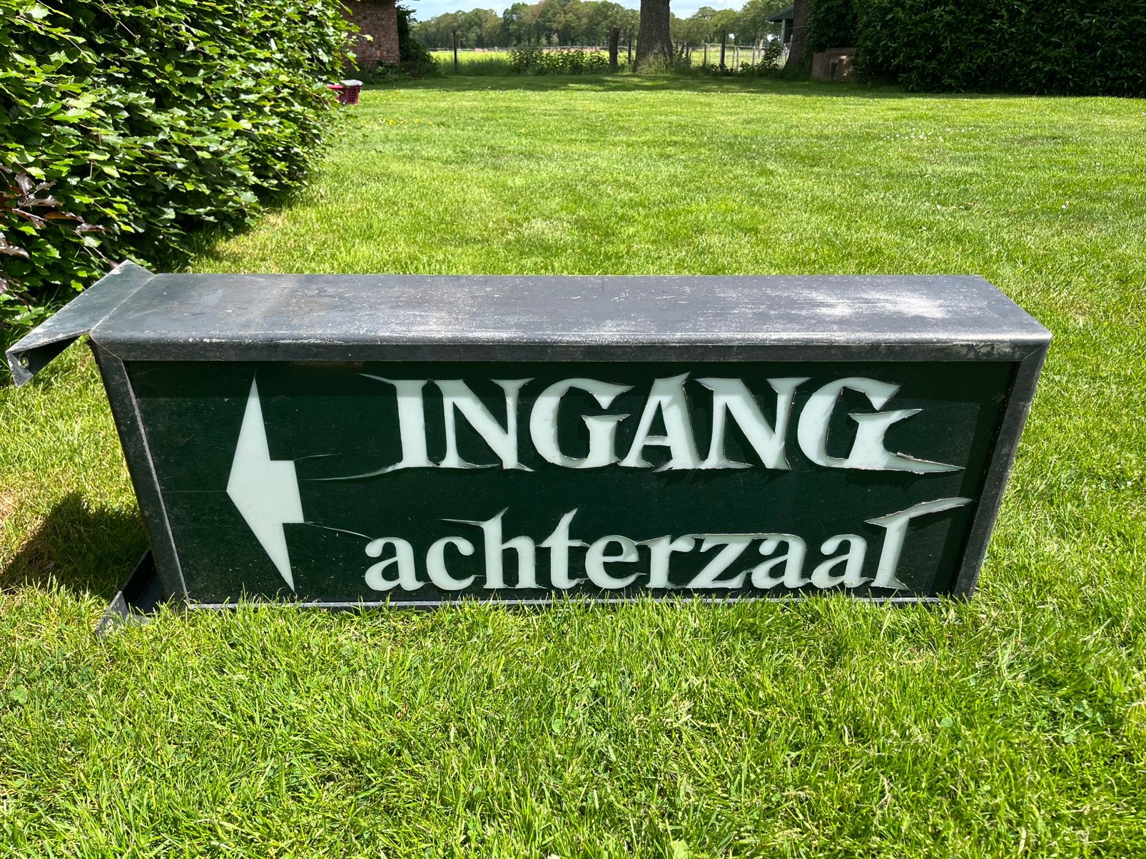 Reclame bord, Ophalen