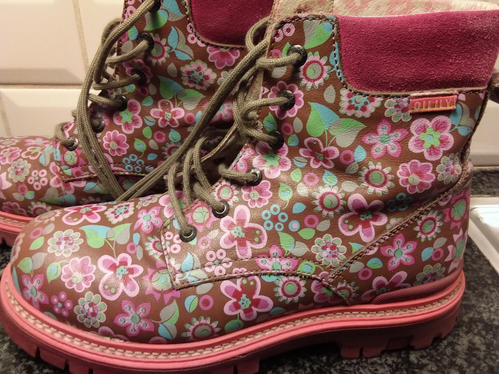 Oilily schoenen. Maat 37, Ophalen of Verzenden, Zo goed als nieuw