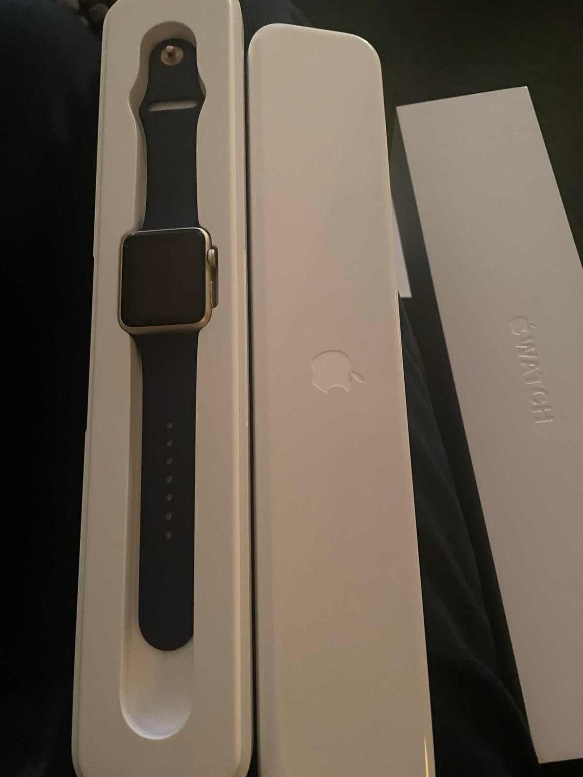 Apple Watch 1e serie 42mm  met 2 bandjes, IOS, Ophalen of Verzenden, Zo goed als nieuw, Waterdicht