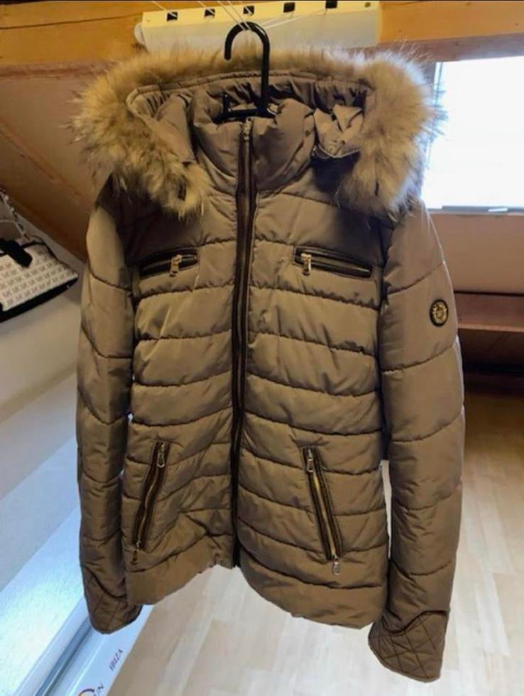 Froccella jas maat 48 valt als maat 38/40, Ophalen of Verzenden, Zo goed als nieuw, Maat 38/40 (M), Beige