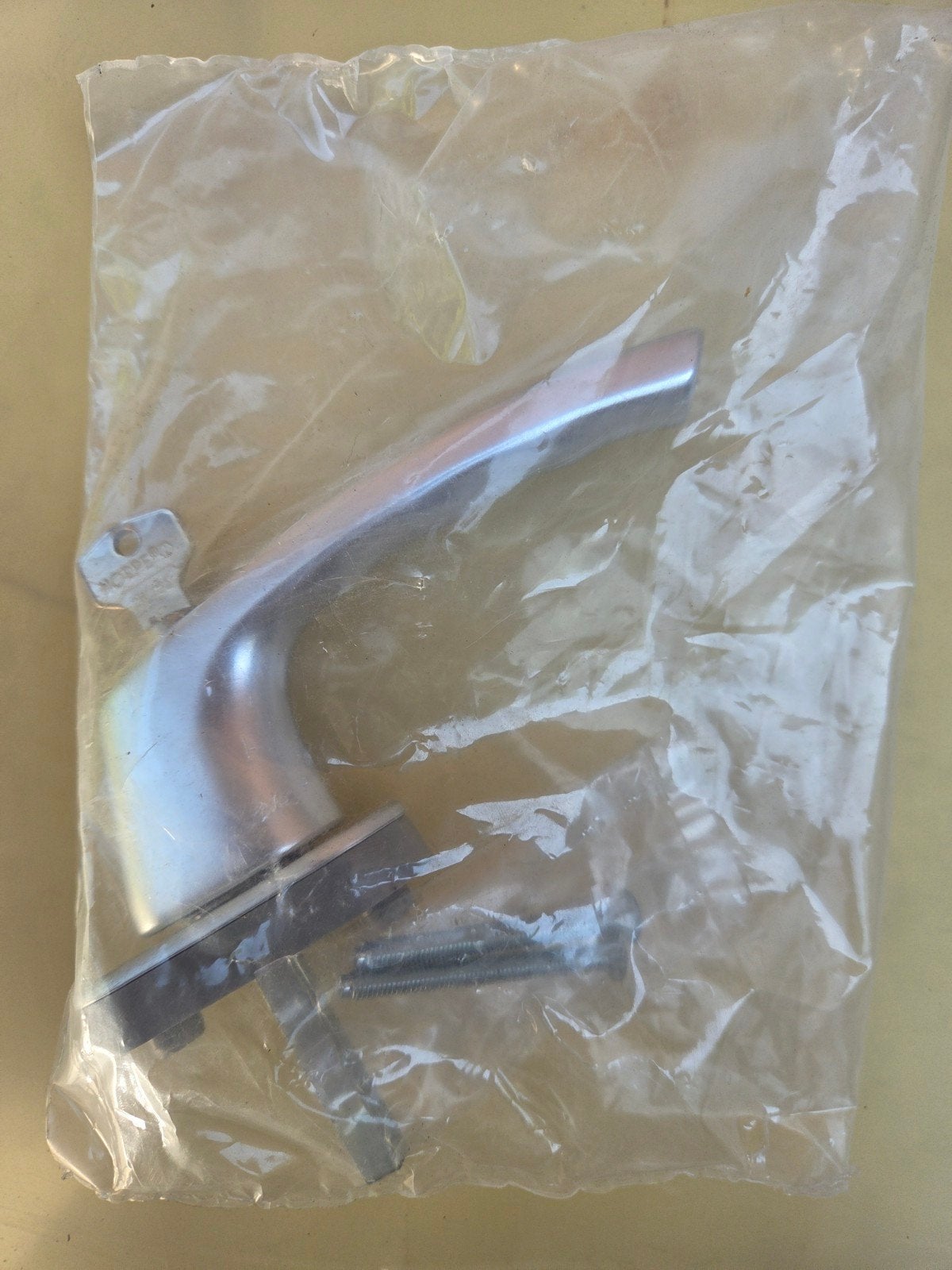 Nieuwe aluminium deurklink met slot 11st en sleutel, Ophalen of Verzenden, Nieuw, Overige materialen, Klink of Kruk