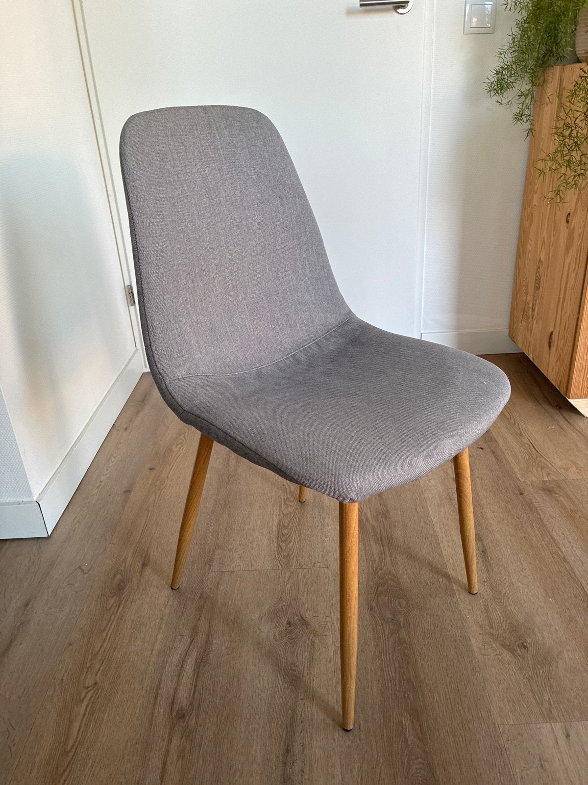 6 grijze stoelen - nette staat, klein prijsje, Ophalen, Gebruikt, Vijf, Zes of meer stoelen, Stof