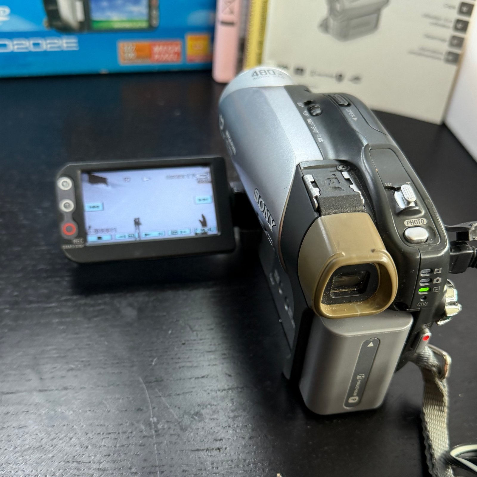 Sony Handycam DCR-DVD202E DVD Camcorder complete set, F, Gebruikt, G, Dvd