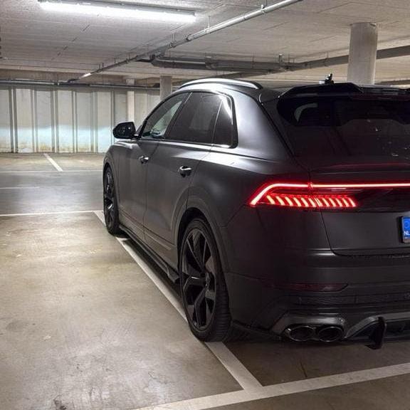 Audi Q8 (RSQ8 Pakket) te huur • 3.0 V6 400+ PK Quattro, Ophalen