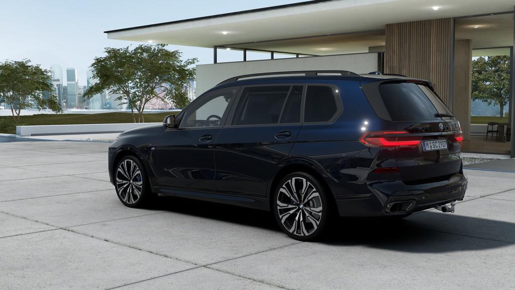BMW X7 xDrive40i M Sport Automaat / Panoramadak Sky Lounge /, Automaat, Zwart, 7 stoelen, Zwart