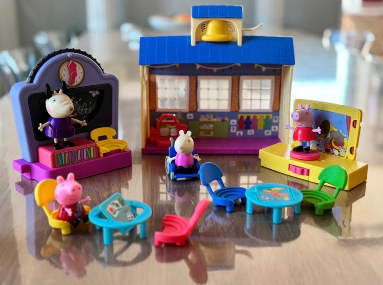 Uitgebreide Peppa Pig set met o.a. School (3 sets samen), Ophalen, Zo goed als nieuw, Jongen of Meisje