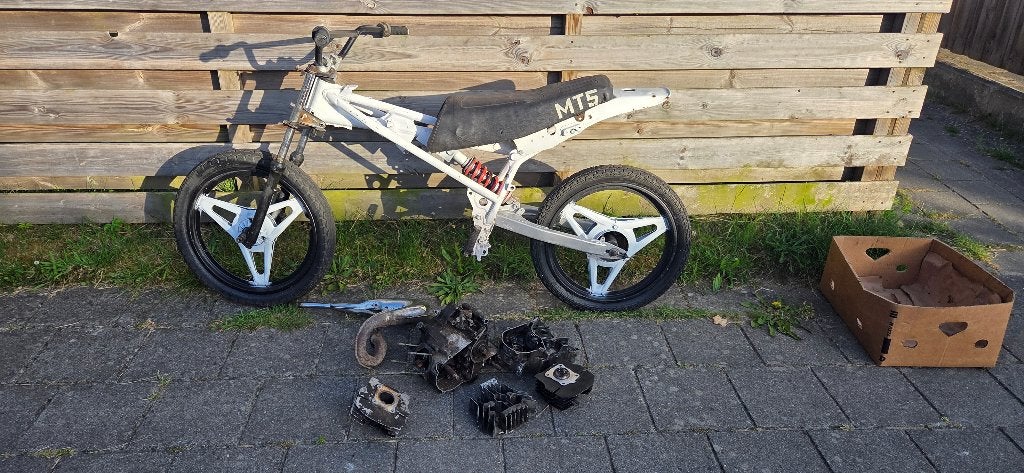 Honda MT5 Restauratieproject, Maximaal 45 km/u, 50 cc, 3 versnellingen, Ophalen