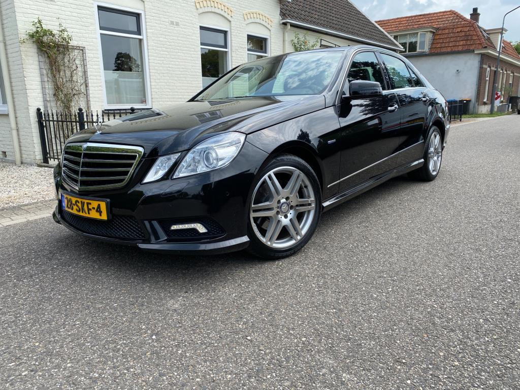 Mercedes-Benz E-klasse 200 CGI AMG Avantgarde Automaat,18 In, Euro 5, Achterwielaandrijving, Gebruikt, Zwart