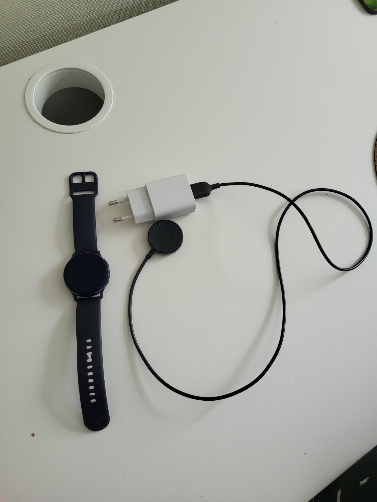Samsung Galaxy Watch Active 2 - Zwart, Gebruikt, Snelheid, Zwart, Ophalen of Verzenden