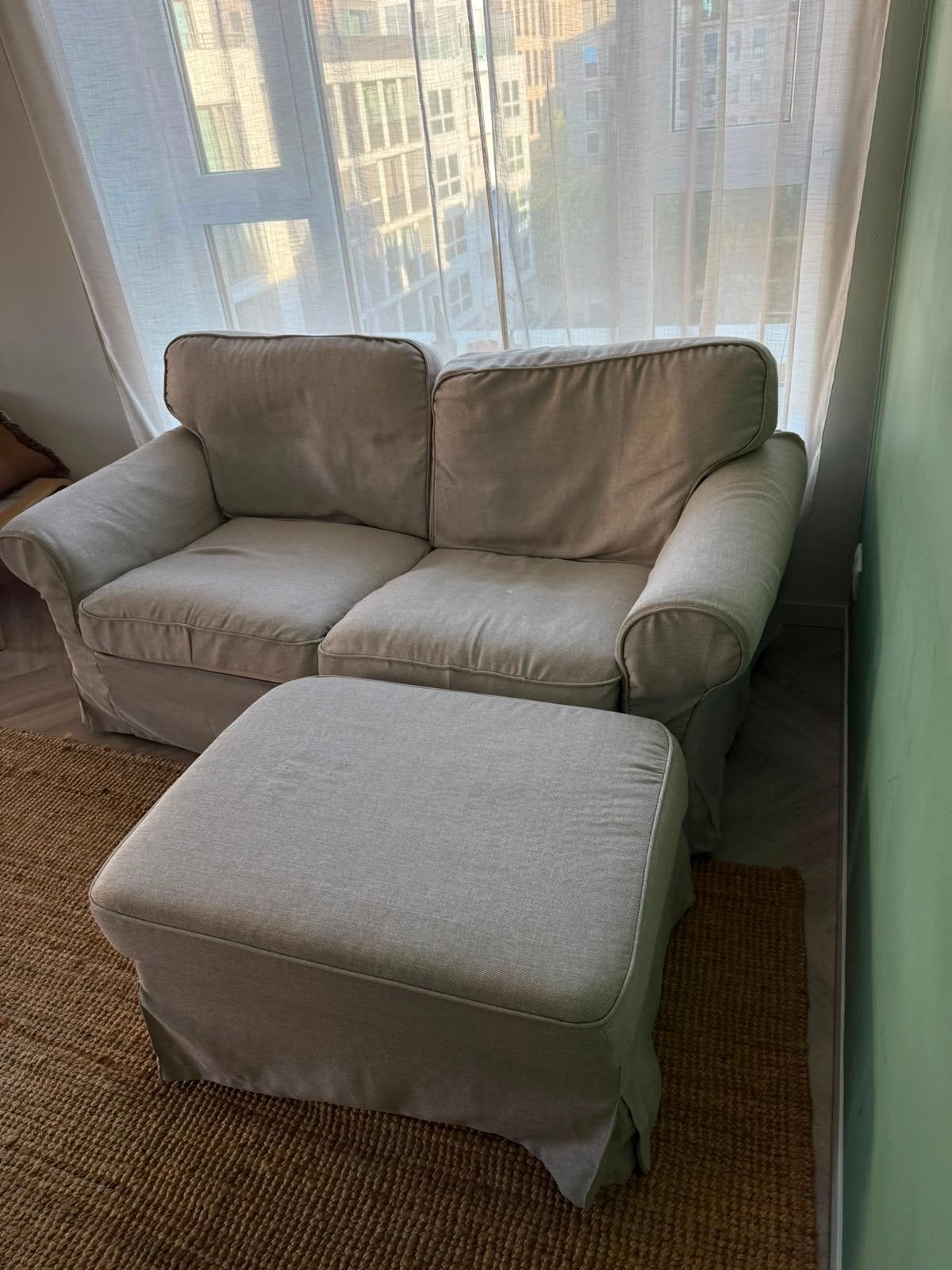 Comfortabele tweezitsbank met poef - moet weg!, Ophalen, Gebruikt, 150 tot 200 cm, Tweepersoons
