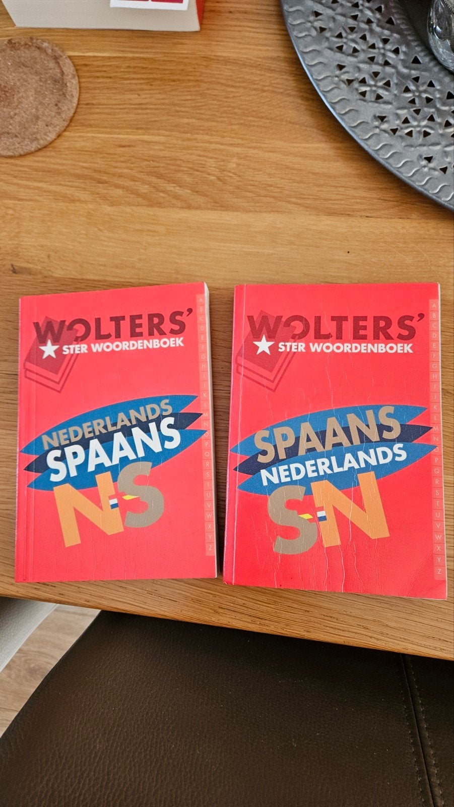 Wolters' sterwoordenboek Spaans-Nederlands en Nederlands-Spa, Boeken, Woordenboeken, Ophalen of Verzenden, Zo goed als nieuw, Van Dale