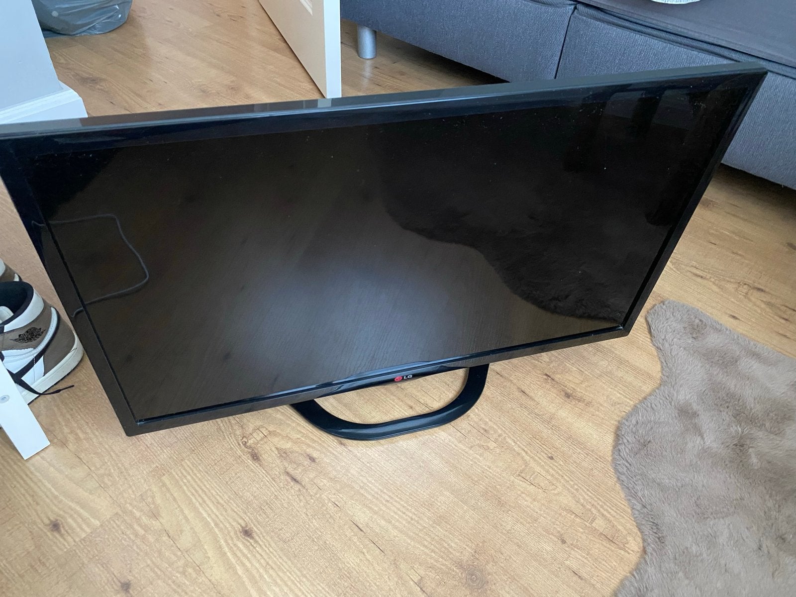 LG 32LN5758 32 inch Smart TV, Audio, Tv en Foto, Televisies, 50 Hz, Full HD (1080p), Gebruikt, LED