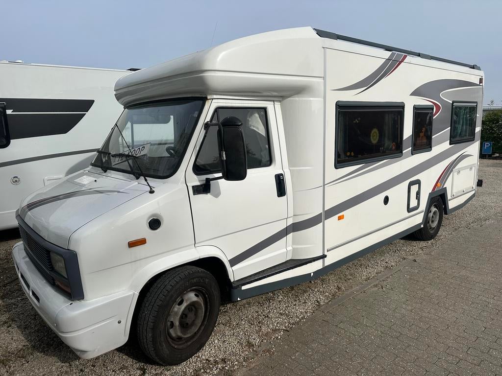 Burstner half intergraal, Caravans en Kamperen, Ringverwarming, Reservewiel, Fiat, Bedrijf