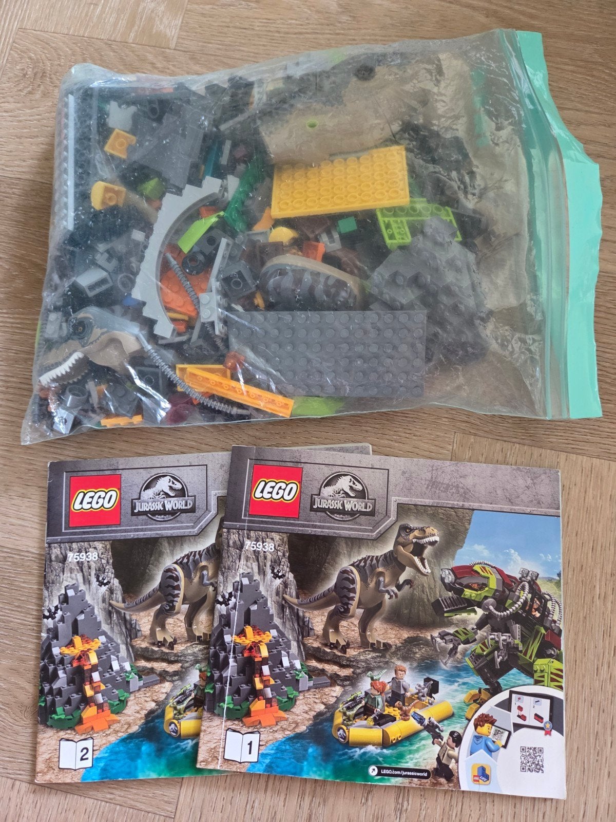 LEGO Jurassic World 75938 T-Rex vs Dino-Mech Battle compleet, Jurassic World, Lego, Compleet, Ophalen of Verzenden