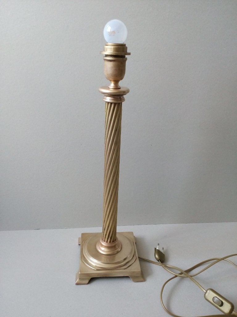 Tafellamp/voet met gedraaide zuil.(koper/goudkleur),Brocante, Ophalen of Verzenden