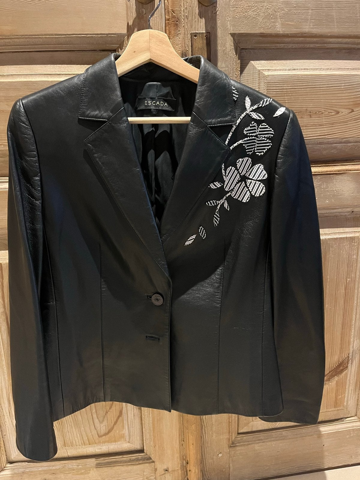 Exclusief Escada Leren Jasje - Lamsleer - Maat 40 (Frans 42, Kleding | Dames, Jasjes, Kostuums en Pakken, Maat 38/40 (M), Zwart