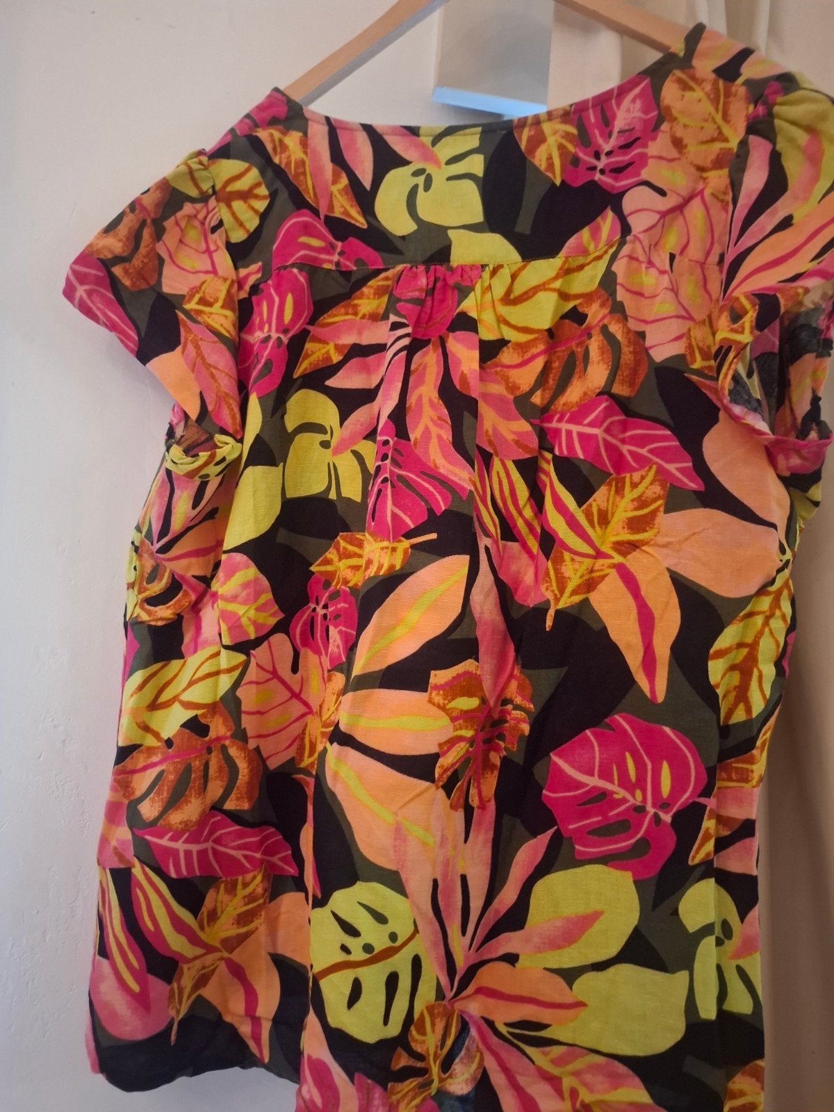 Paprika shirt maat 4 met pailletten en kraaltjes, Meerkleurig, Maat 46/48 (XL) of groter, Ophalen of Verzenden, Zo goed als nieuw
