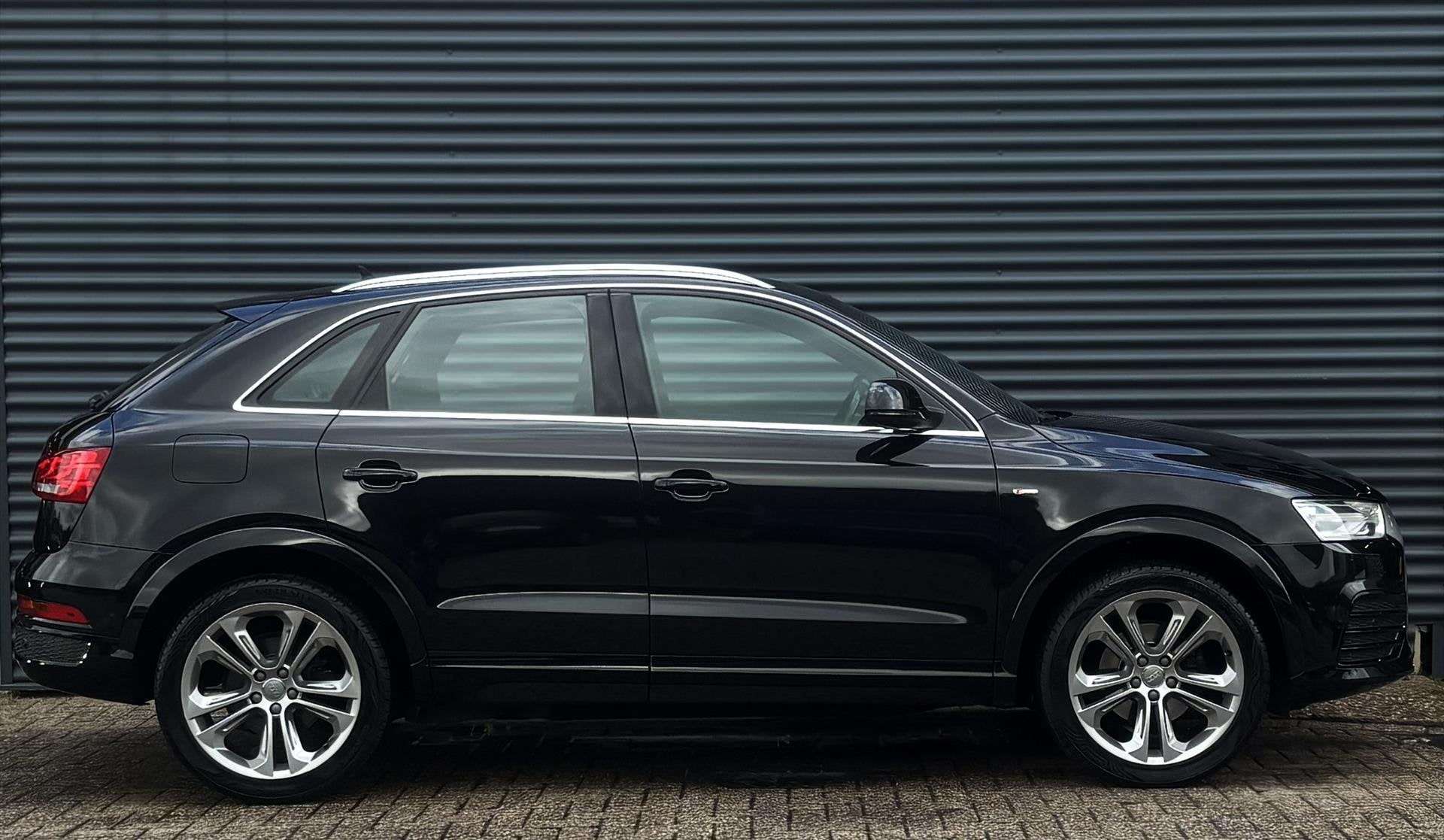 Audi Q3 1.4 TFSI 150PK 2x S-Line S-TRONIC, Automaat, 1380 kg, 4 cilinders, 150 pk