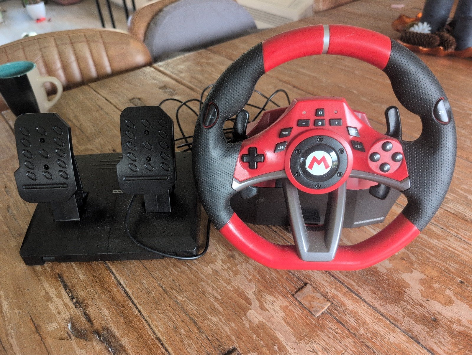 Hori Mario Kart Racestuur en Pedalen voor Nintendo Switch, Racestuur, Nintendo, Ophalen of Verzenden, Zo goed als nieuw