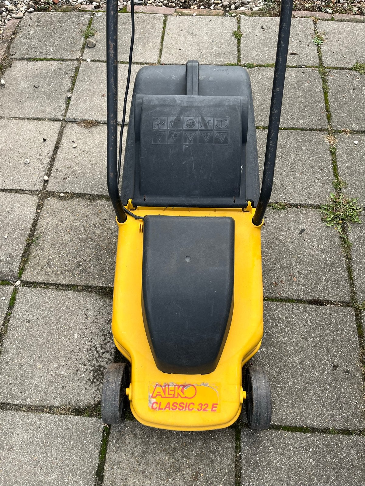 AL-KO Classic 32E Elektrische Grasmaaier - Compact en Kracht, Cirkelmaaier, Gebruikt, Elektrische grasmaaier, Ophalen of Verzenden