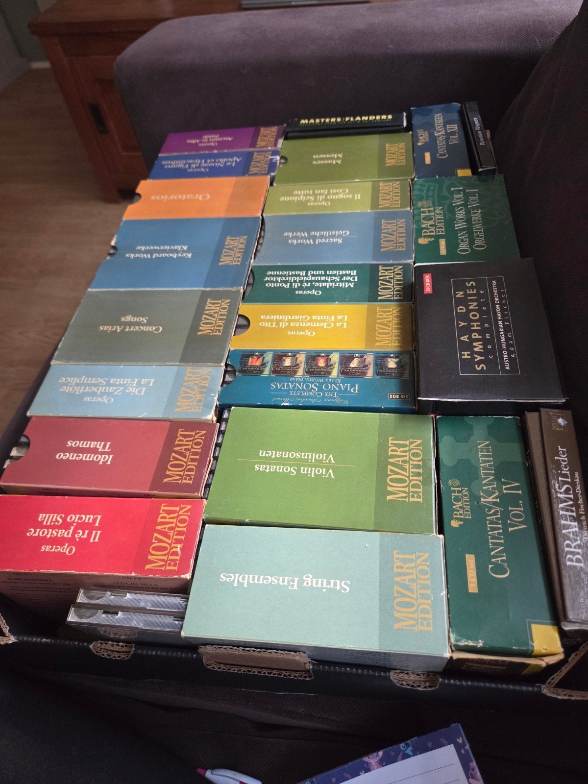 Volle doos diverse CD boxen - Mozart, Bach, Haydn, Brahms, Ophalen