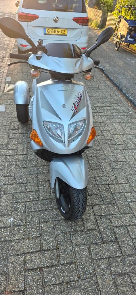 PGO TR3 T-Rex Driewielscooter - Uniek en Stabiel, Ophalen of Verzenden, Zo goed als nieuw, Benzine, Overige merken