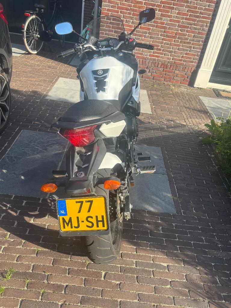 Yamaha XJ6 Diversion 10.3k KM, 4 cilinders, Motorrijbewijs A, Gebruikt, Particulier