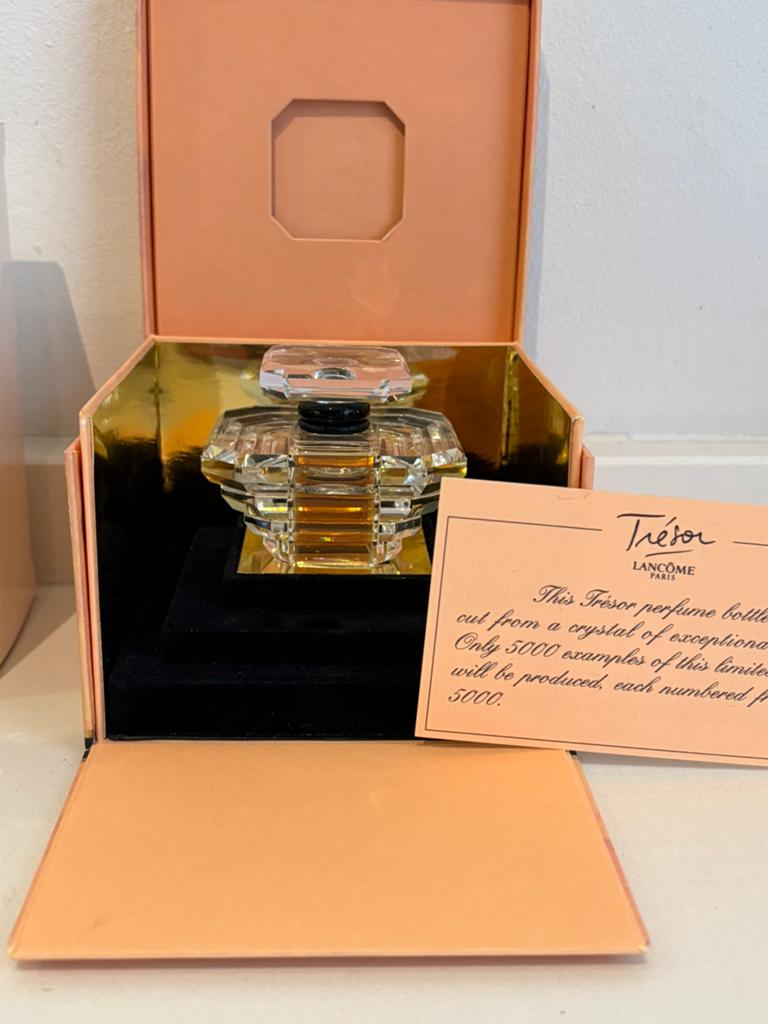 Swarovski Trésor parfum gelimiteerd, Postzegels en Munten, Munten | Europa | Euromunten, Ophalen of Verzenden, Overige landen