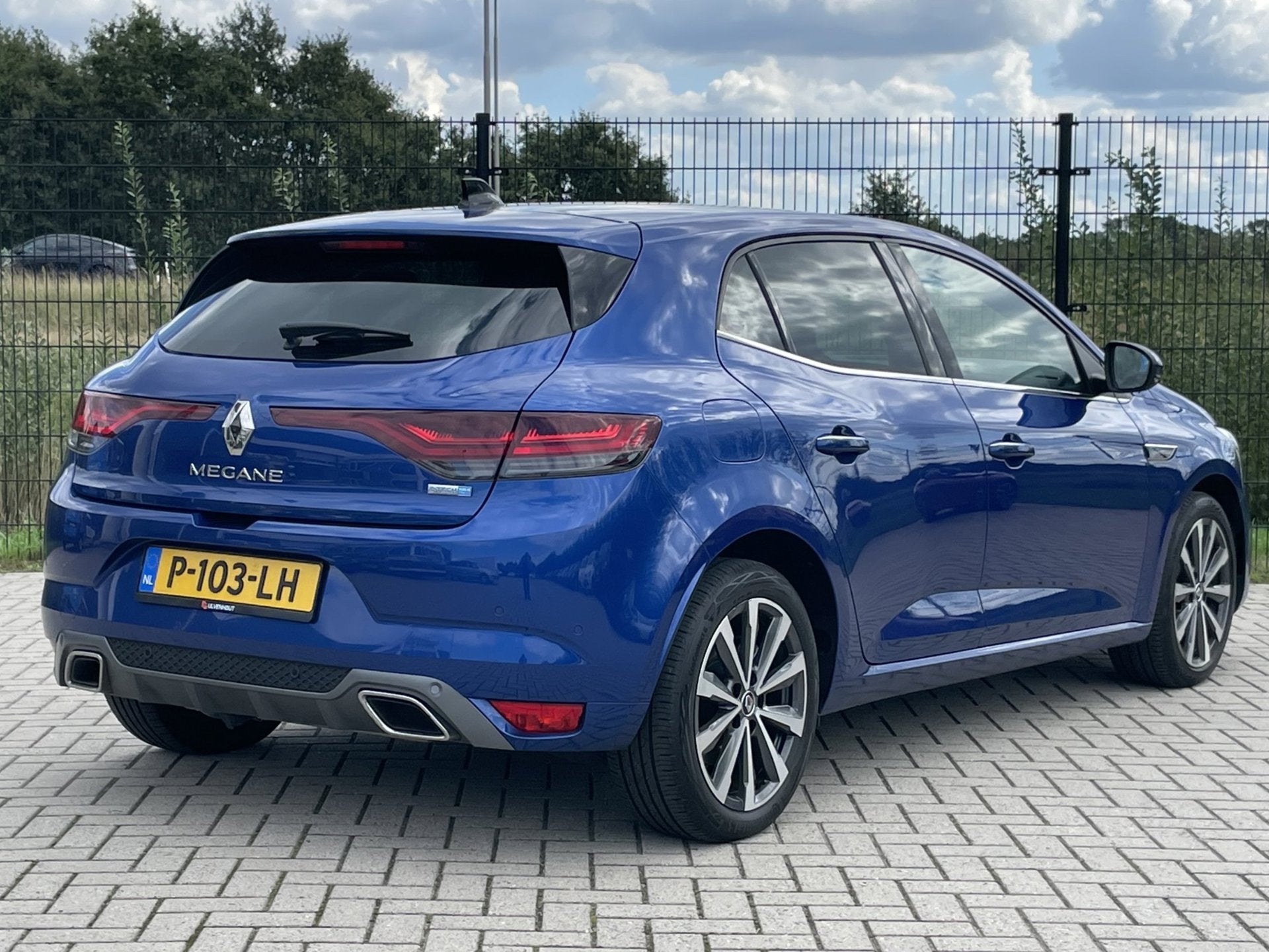 Renault Mégane 1.6 E-Tech Plug-In Hybrid 160 R.S. Line | Ca, Auto's, Stof, Gebruikt, 4 cilinders, Plug-in hybride