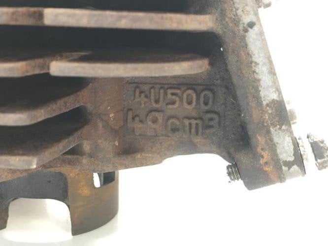 Zoek/ gezocht cilinder "4U500" yamaha dt50mx, Fietsen en Brommers, Ophalen of Verzenden, Gebruikt, Cilinder, Yamaha