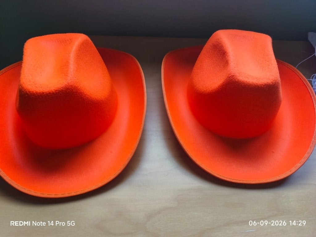 Oranje Cowboyhoeden - Perfect voor Koningsdag of Feestjes, Ophalen, Gebruikt, Hoed of Pruik, Oranje of Koningsdag