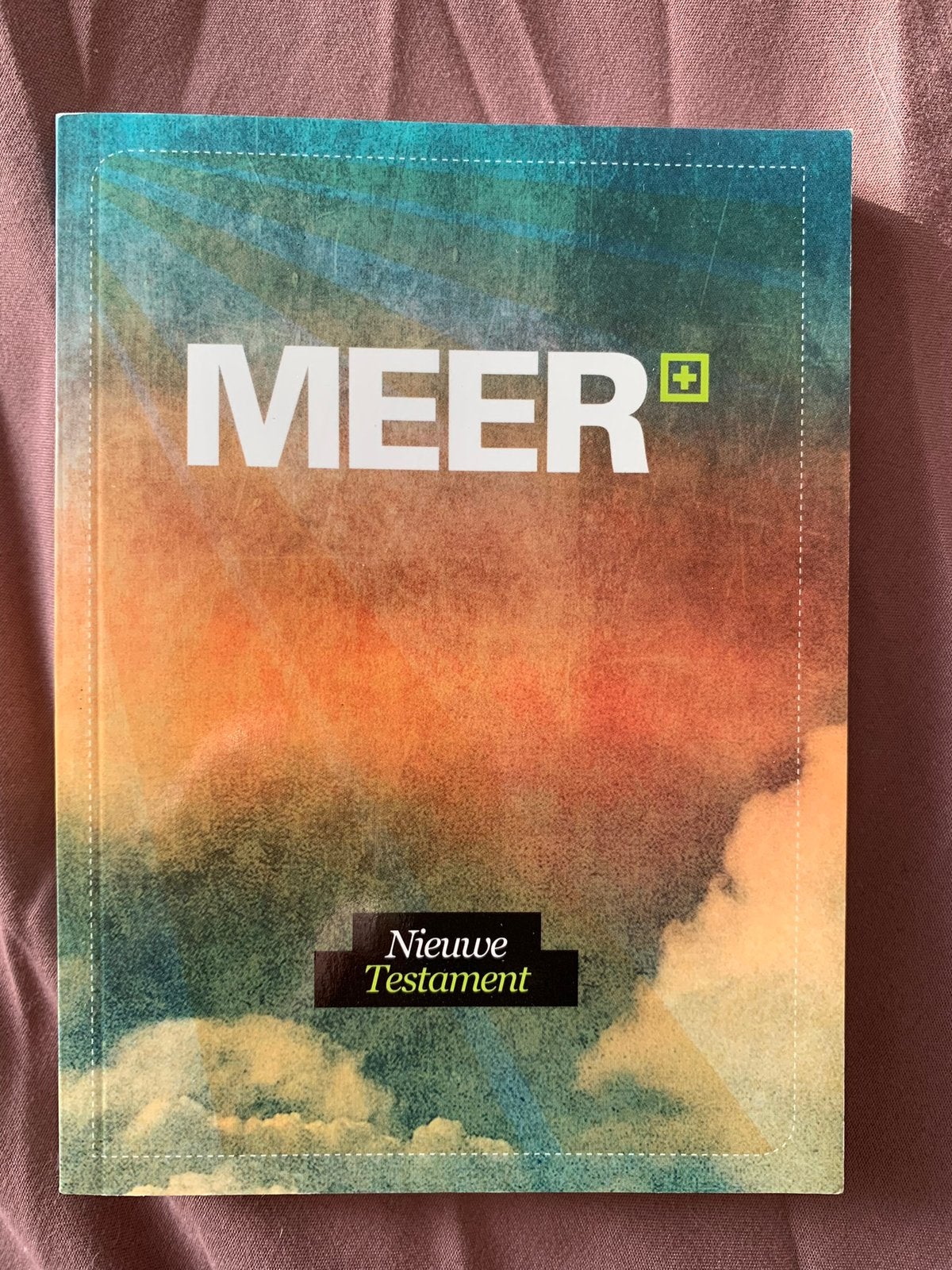 MEER+ Nieuwe Testament - Bijbel, Ophalen of Verzenden, Zo goed als nieuw