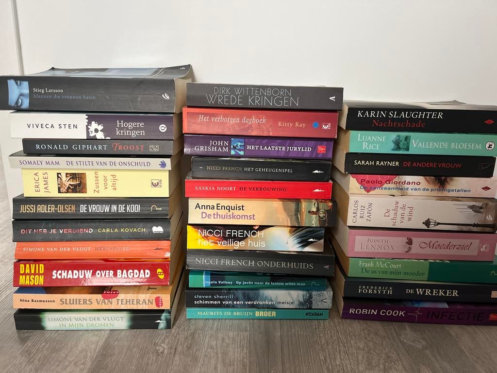 30 boeken 20 euro of €1,00 per boek, Boeken, Ophalen, Gelezen, Nederland