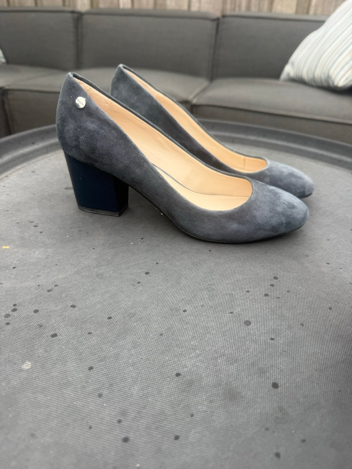 Calvin Klein suède pumps - Maat 36, Ophalen of Verzenden, Zo goed als nieuw, Blauw