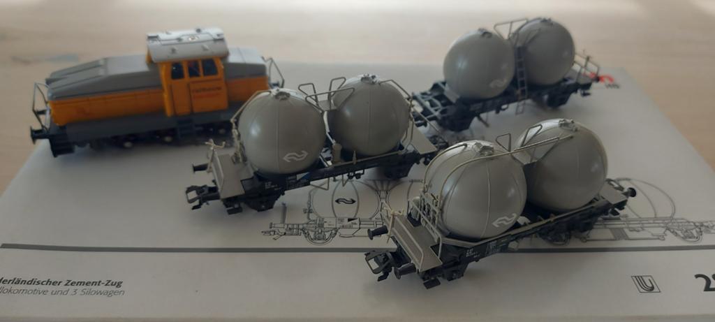 4 delige Märklin NS cementbollenwagenset artnr 28452 in ovp, Hobby en Vrije tijd, Wisselstroom, Treinset, Ophalen of Verzenden