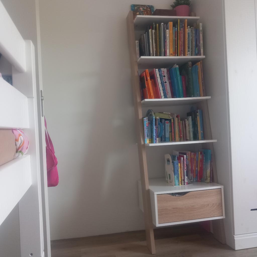 Boekenkast, Huis en Inrichting, Kasten | Boekenkasten, Ophalen, 50 tot 100 cm, Zo goed als nieuw, 150 tot 200 cm